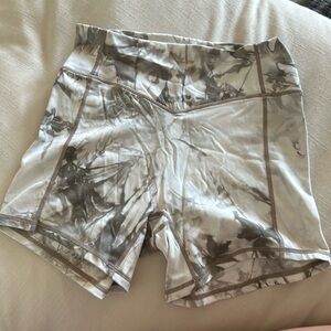 Balance athletica/Vitality shorts